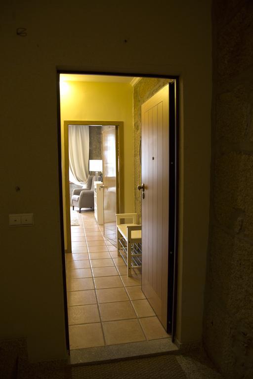 Chambre Double - Vue sur Ville (1er Étage)